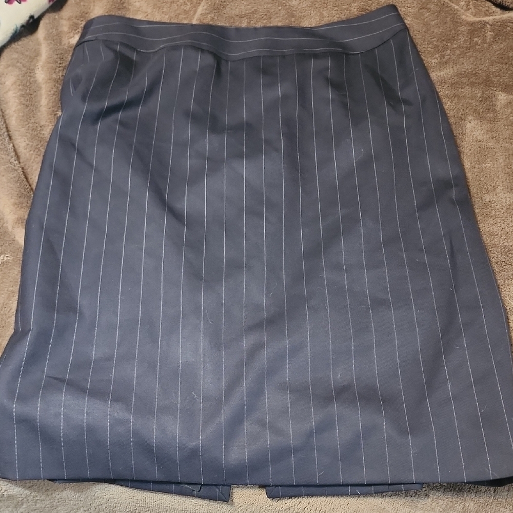 Giorgio Armani Gray Pencil Skirt Knee-Length Work